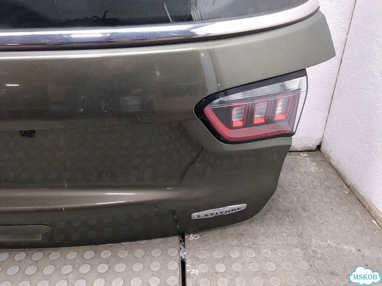 Крышка багажника Jeep Compass фото 7