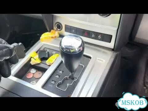 Бампер передний Dodge Nitro фото 2