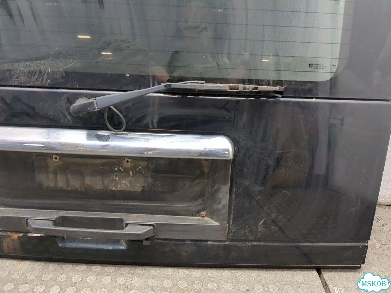 Крышка багажника Hummer H2 фото 6