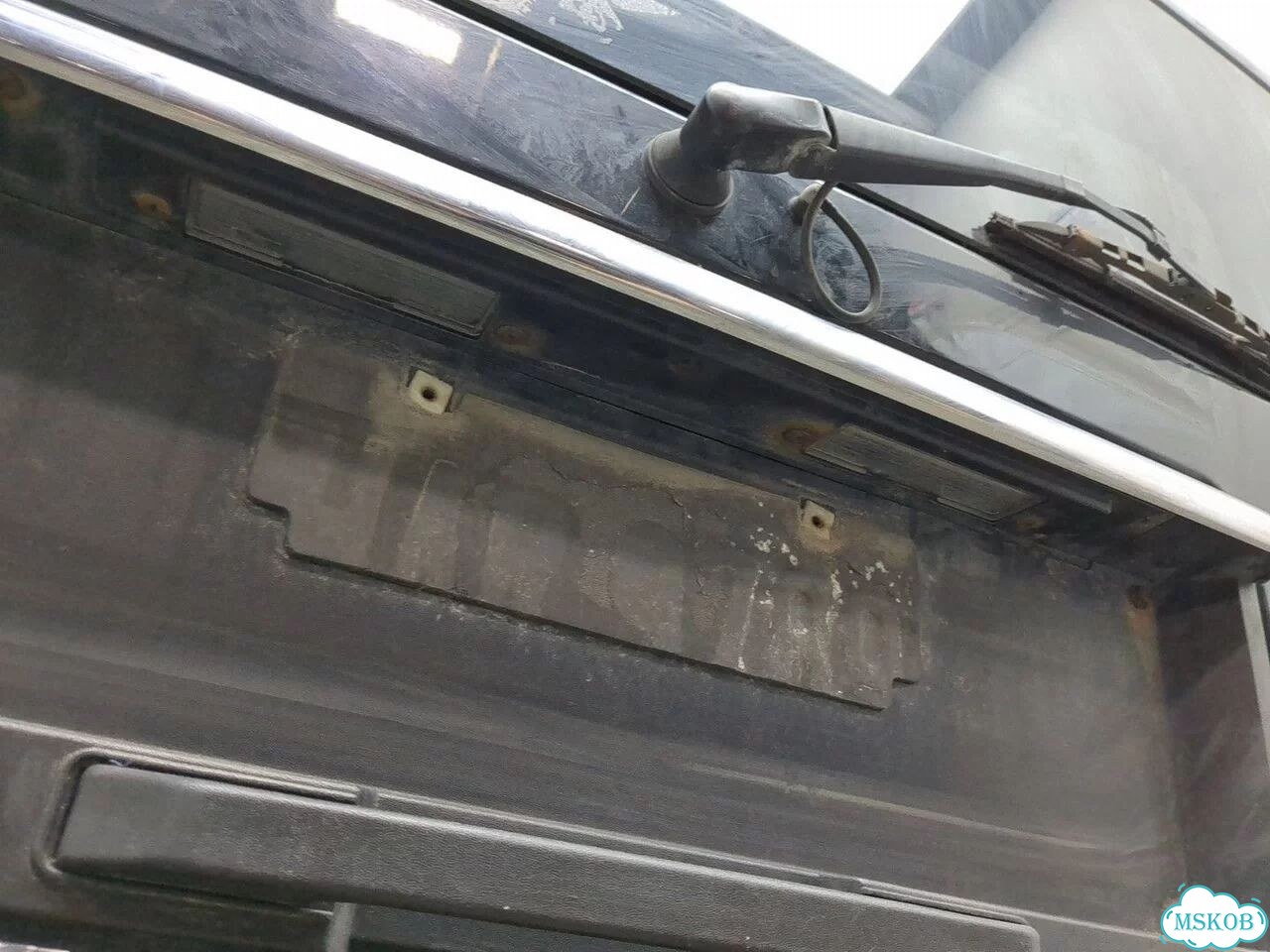Крышка багажника Hummer H2 фото 8