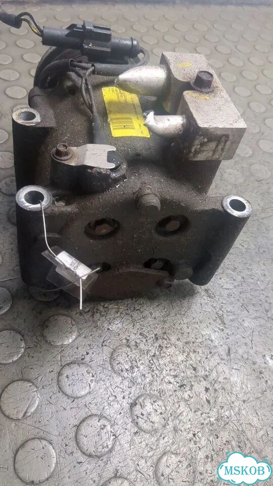 Компрессор кондиционера Ford Fiesta фото 5
