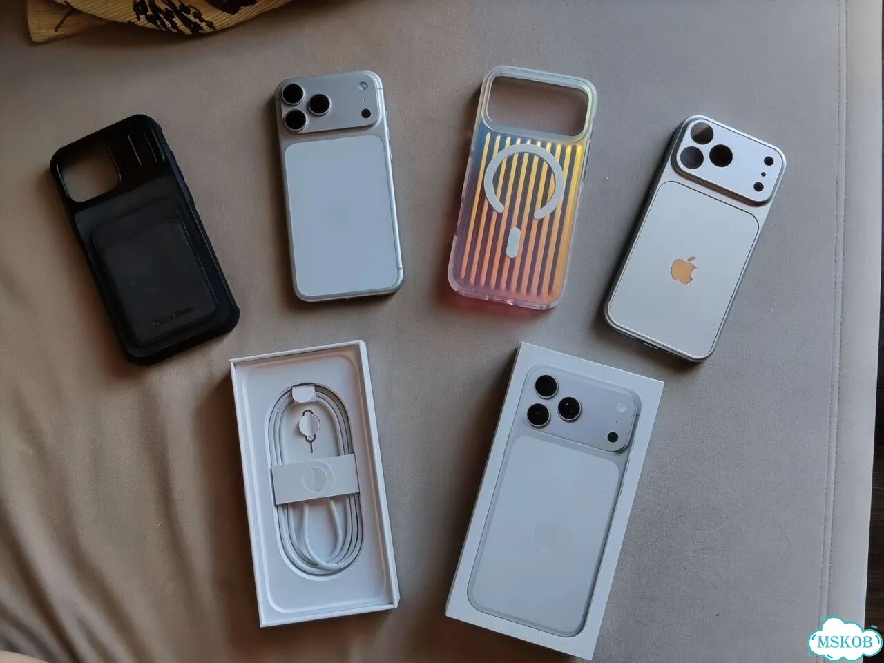 iPhone 17 Pro Max, 256 ГБ, SIM + eSIM фото 1