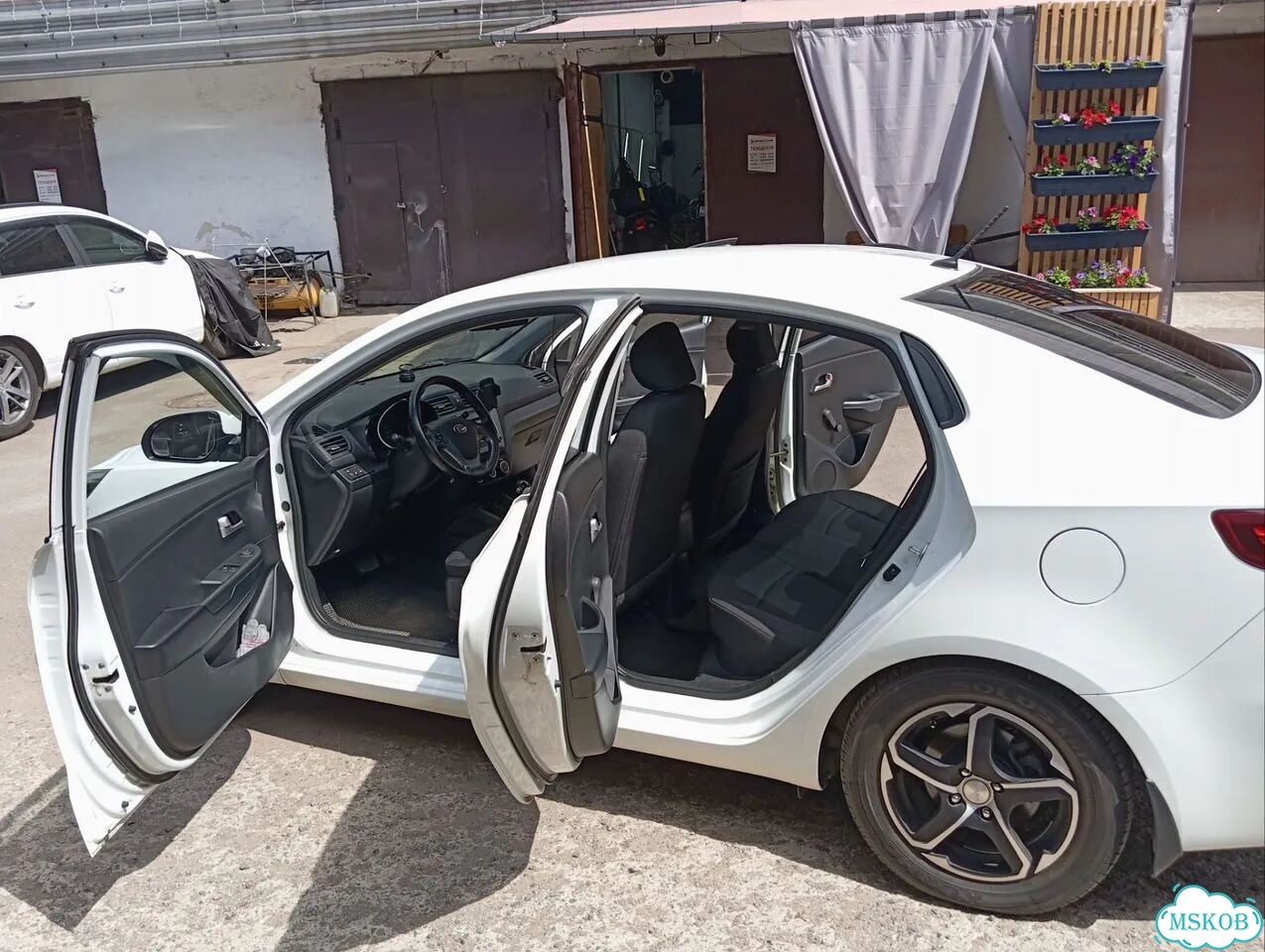 Kia Rio 1.6 AT, 2015, 38 000 км фото 10
