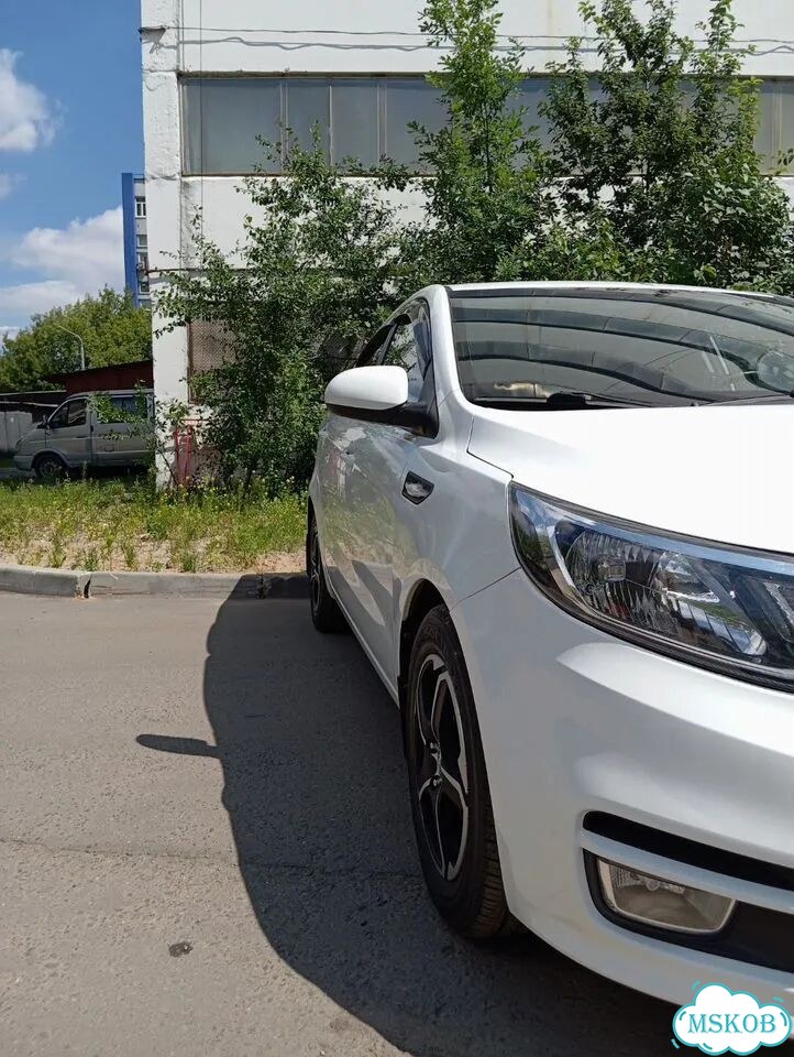 Kia Rio 1.6 AT, 2015, 38 000 км фото 3