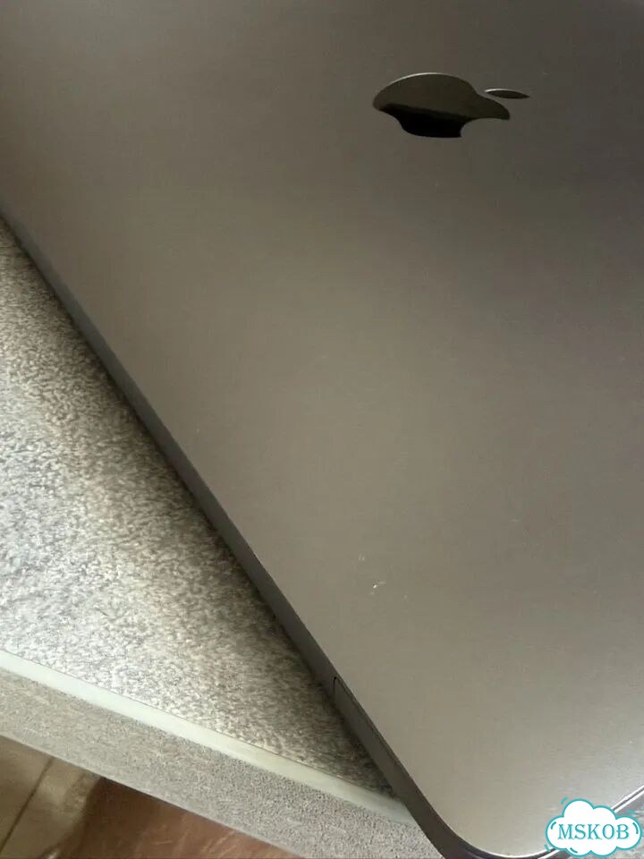 Macbook pro 13 2022 m2 фото 10
