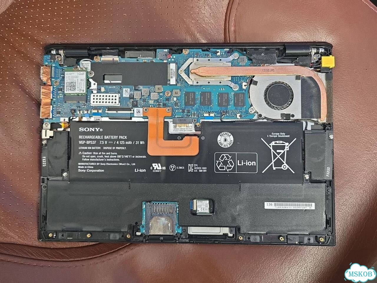 Sony vaio svp112a1cv 11.6 full tuoch/i5 4200/4/0 фото 4