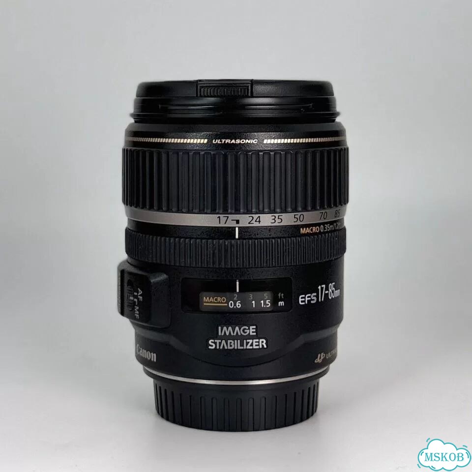 Canon EF-S 17-85mm f/4-5.6 IS USM фото 1
