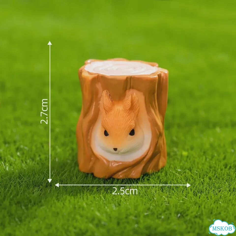 Миниатюрная фигурка белки в пеньке, 2.7x2.5 см, Цвет: 5 фото 1