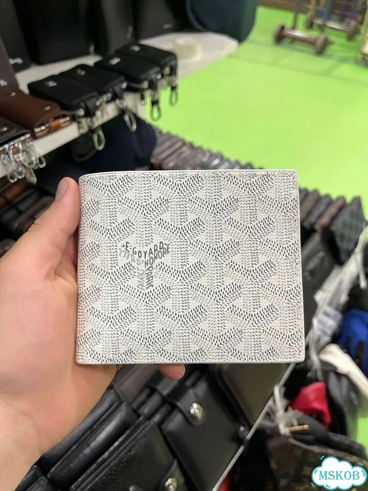 Кошелек goyard много цветов фото 3