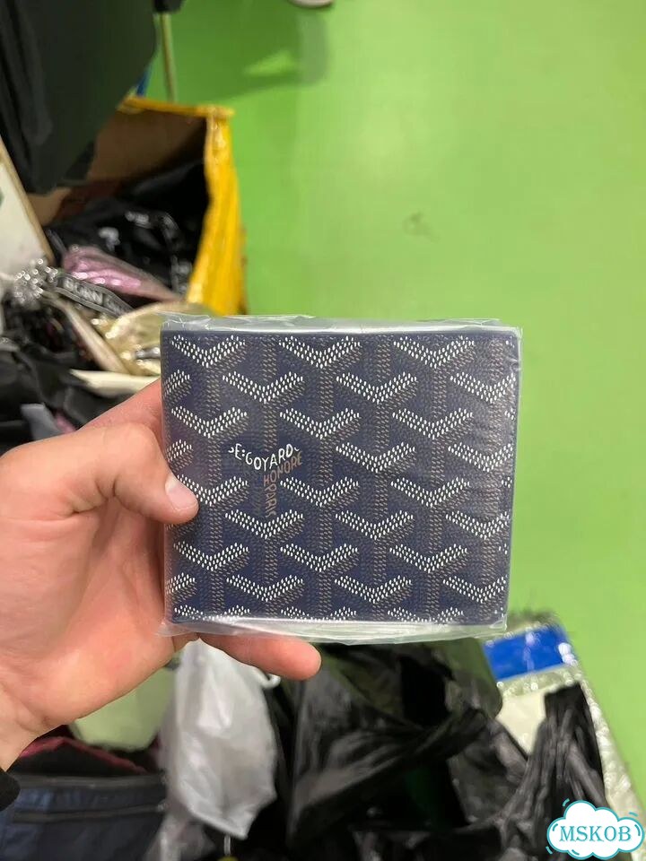 Кошелек goyard много цветов фото 4