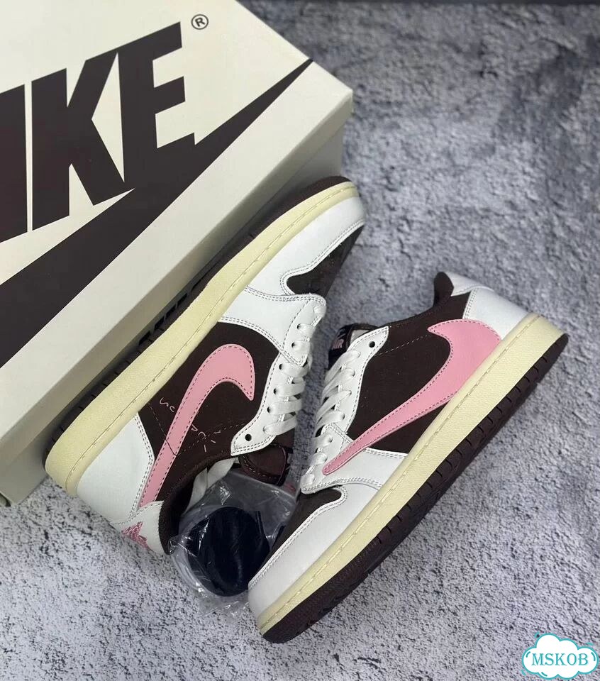 Nike Air Jordan 1 Low X Travis Scott Премиум фото 8