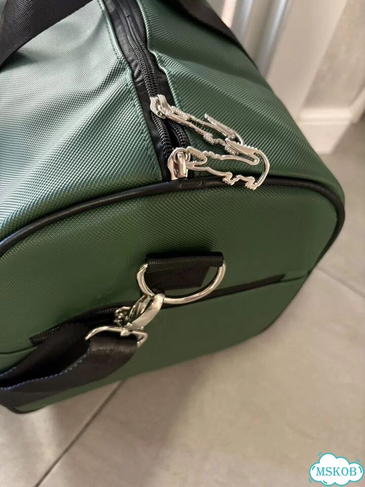 В тренде Lacoste дорожная сумка фото 6