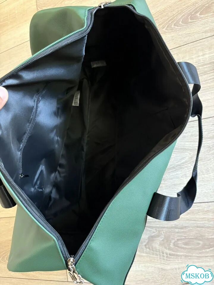 В тренде Lacoste дорожная сумка фото 9