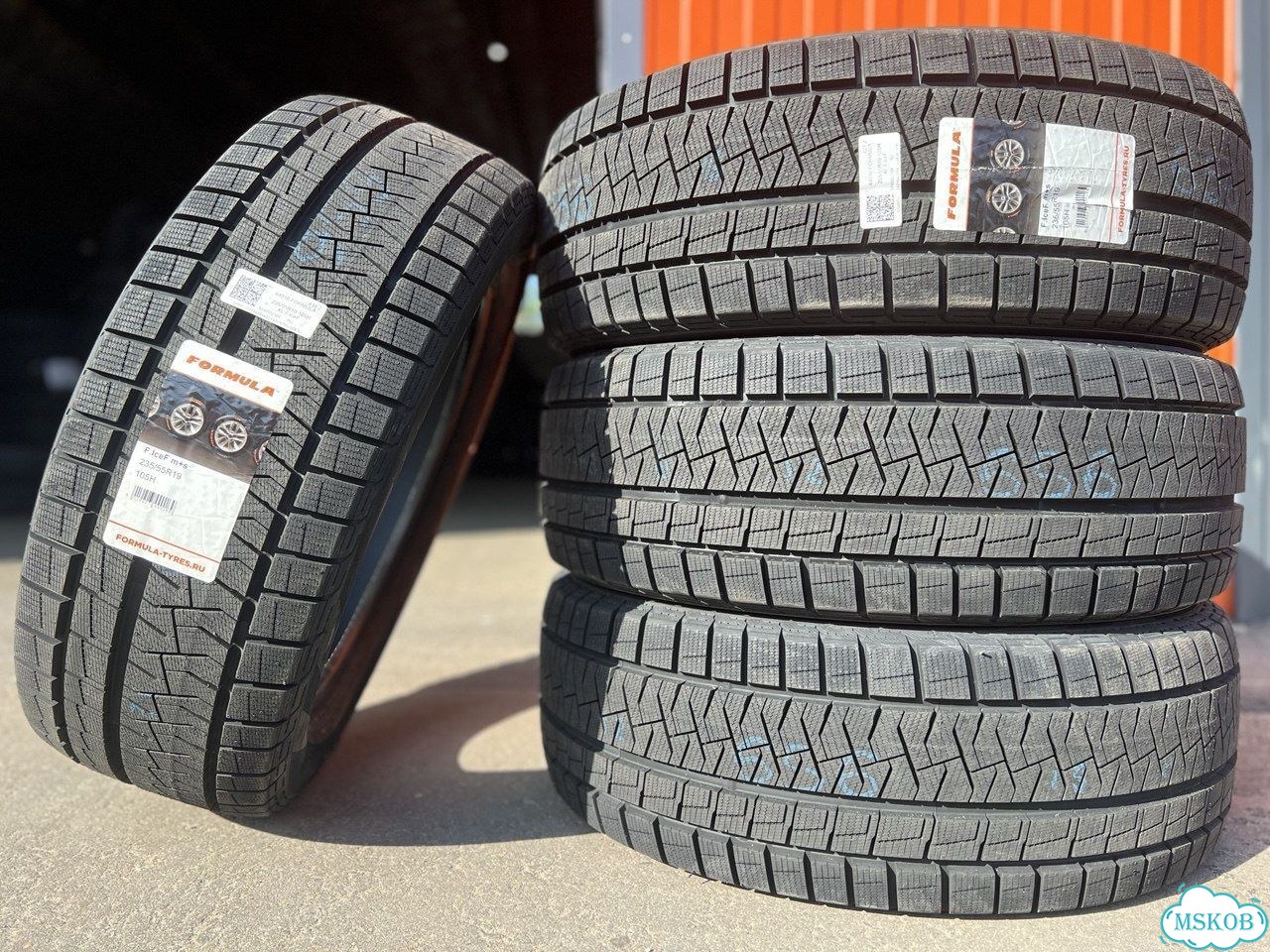 Pirelli Formula Ice FR 235/55 R19 105H фото 1
