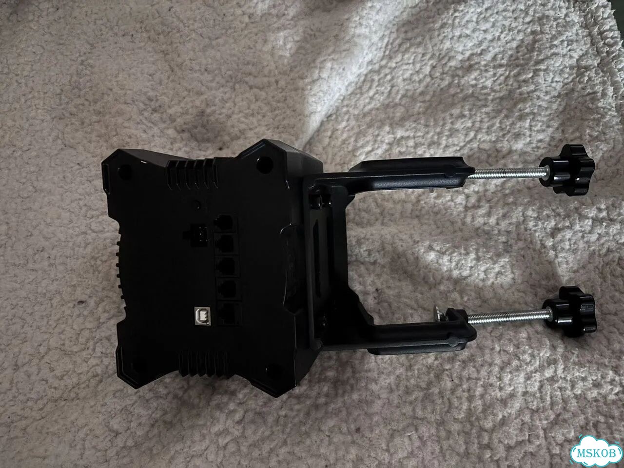 Руль moza r5 + 3 педали + SRP Lite brake pedal фото 3