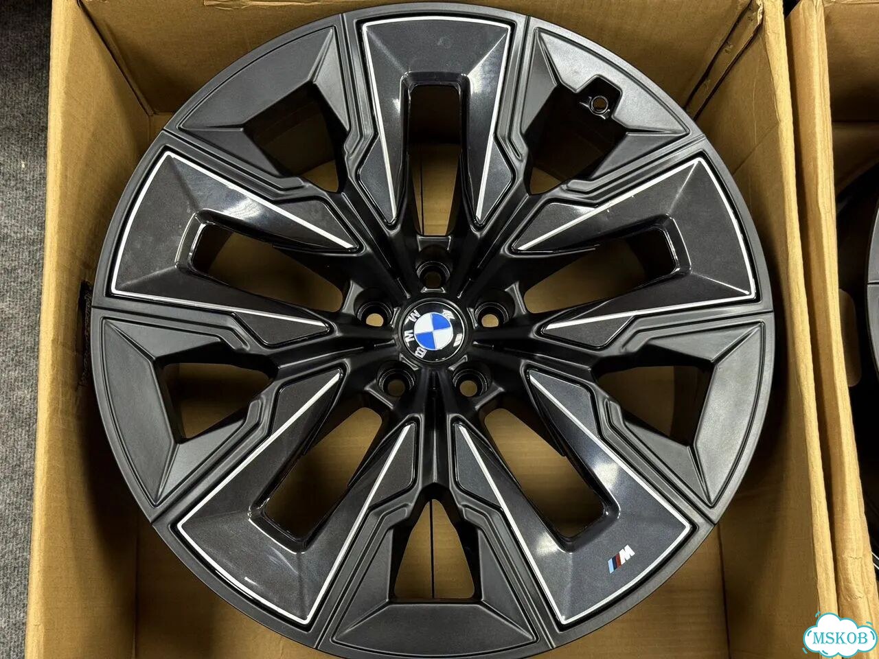 Комплект литых дисков BMW G45 R21 фото 3