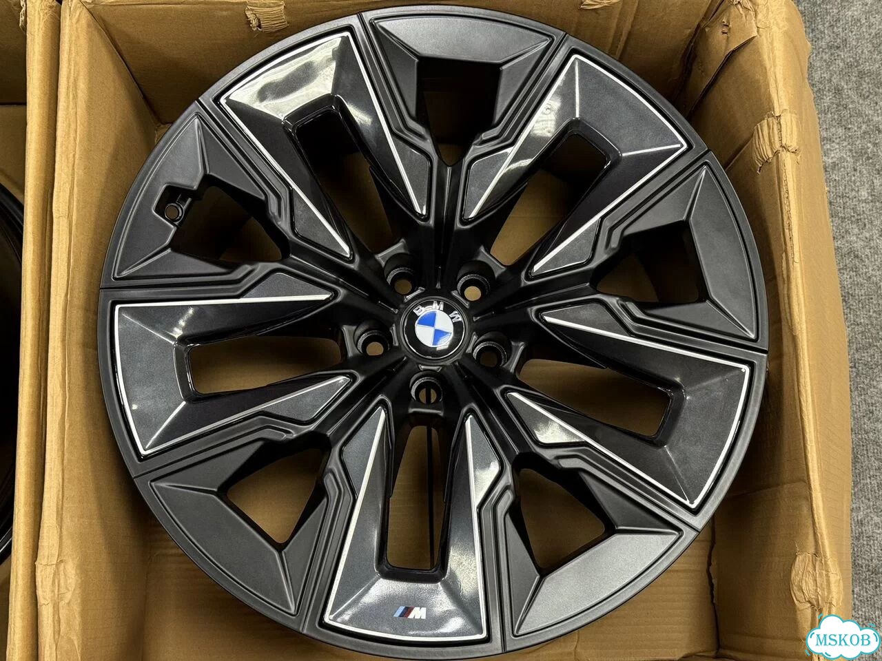 Комплект литых дисков BMW G45 R21 фото 4