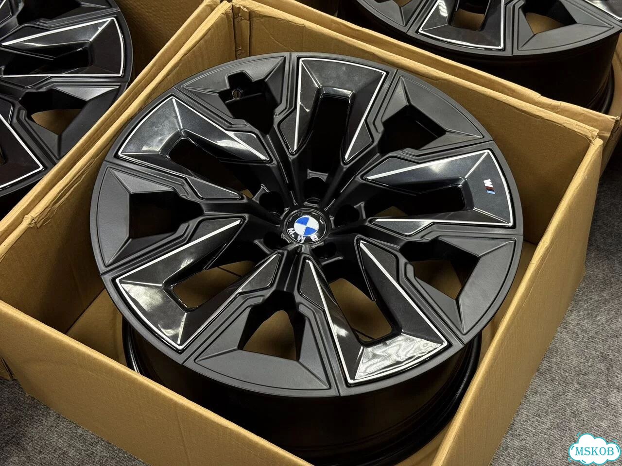 Комплект литых дисков BMW G45 R21 фото 7