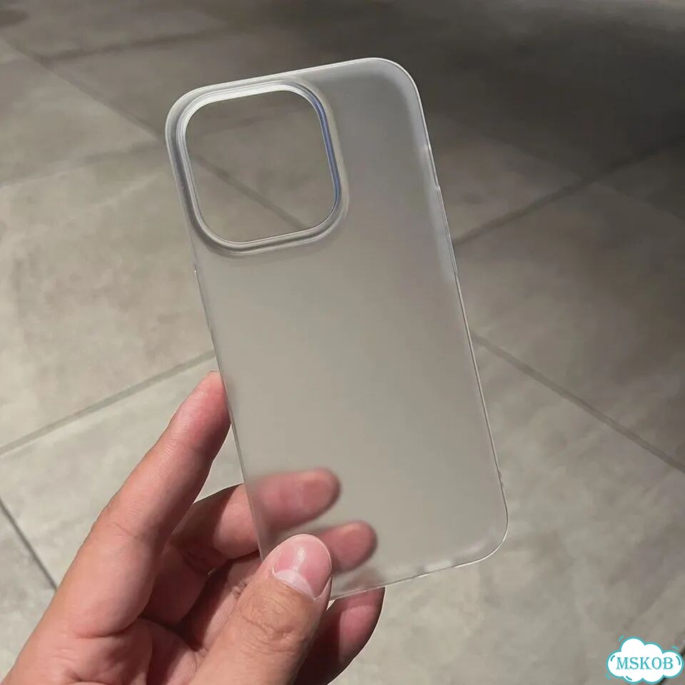 Черный матовый чехол для iPhone 15 Pro фото 4