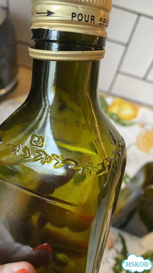 Бутылка из темного стекла для масла фото 5