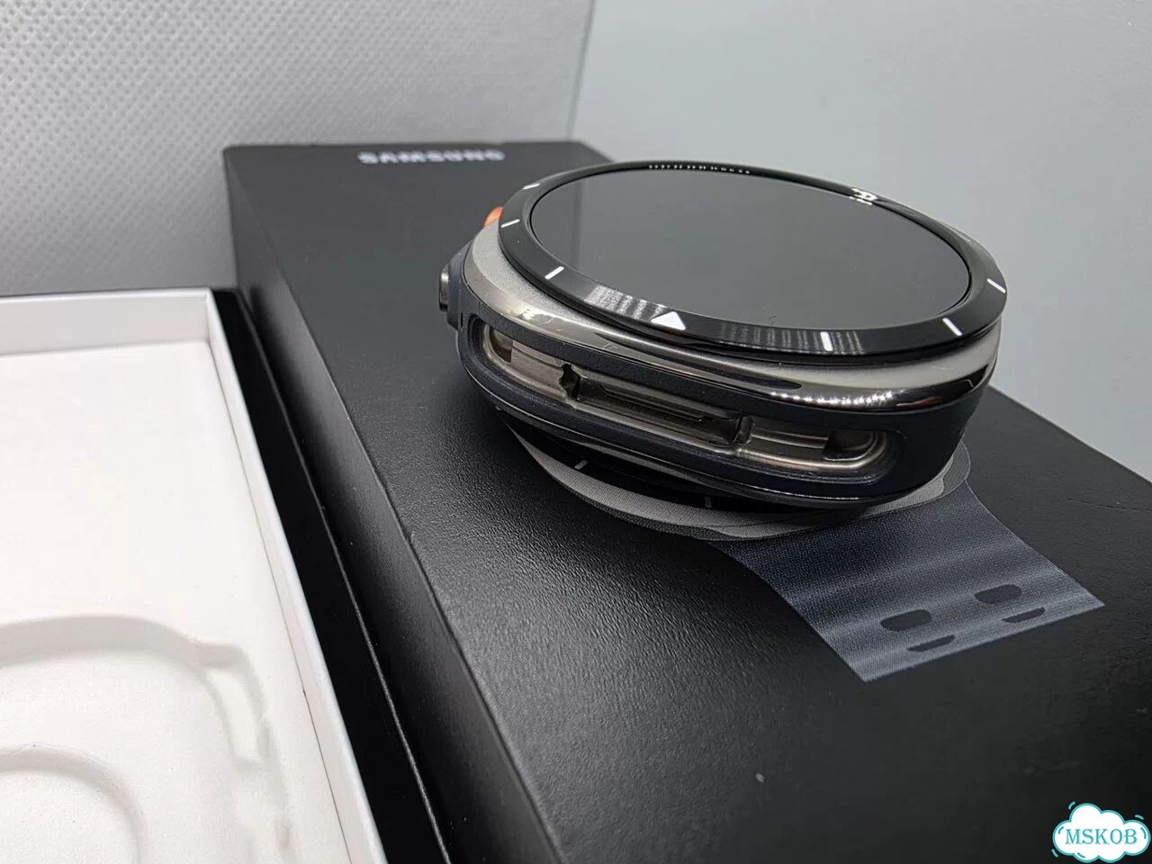 Samsung Galaxy Watch Ultra 47mm lte 2025 фото 6