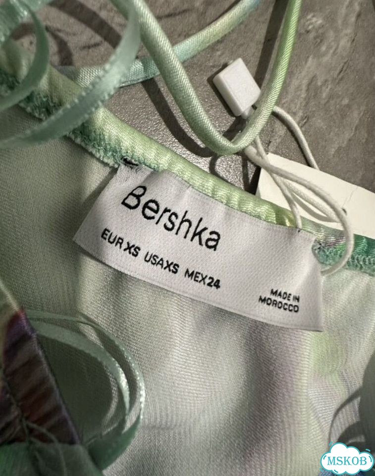 Платье новое bershka 40/42 вискоза фото 9