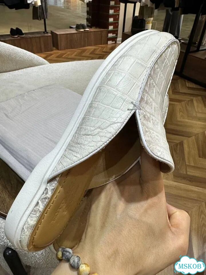 Мюли из натуральной кожи крокодила фото 7