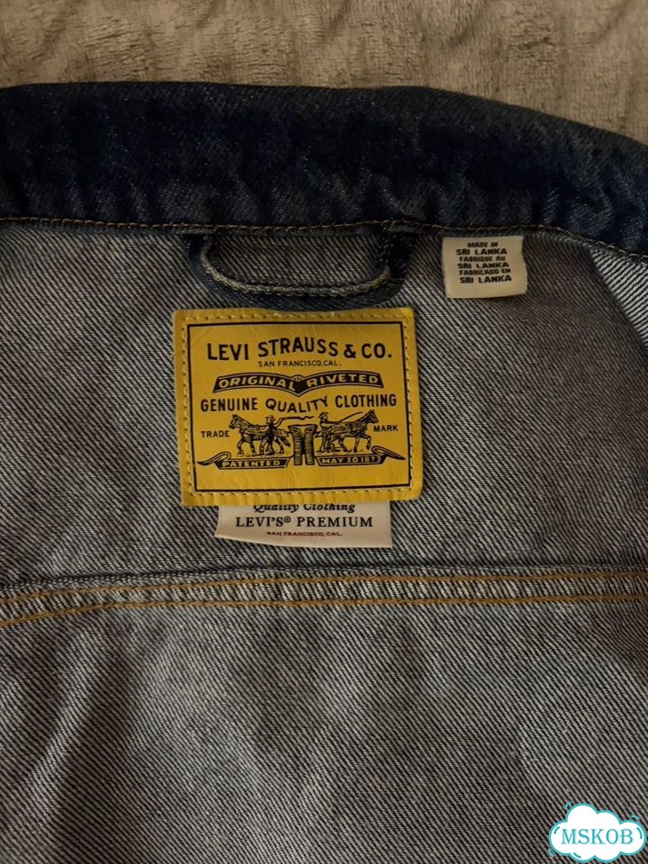 Джинсовая куртка женская levis фото 2