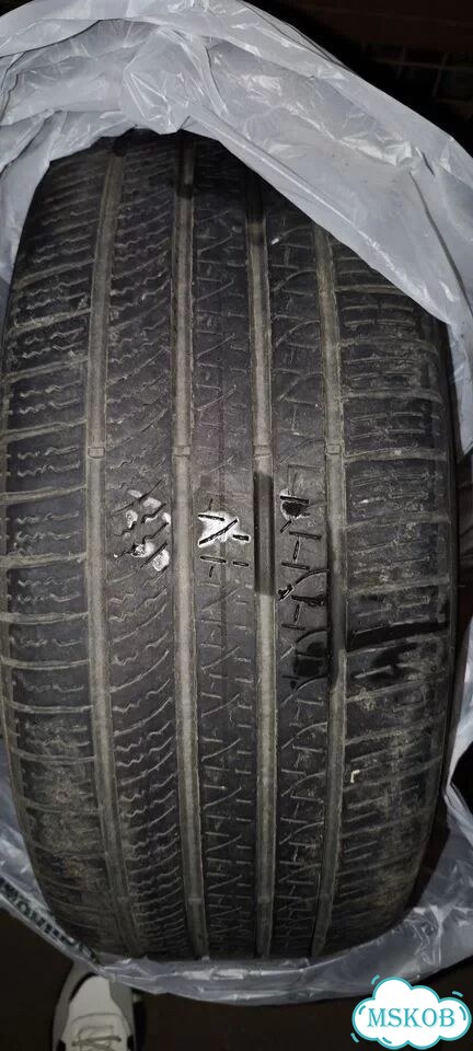 Pirelli P Zero All Season 275/35 R20 фото 1