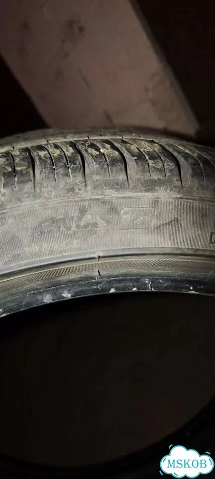 Pirelli P Zero All Season 275/35 R20 фото 10