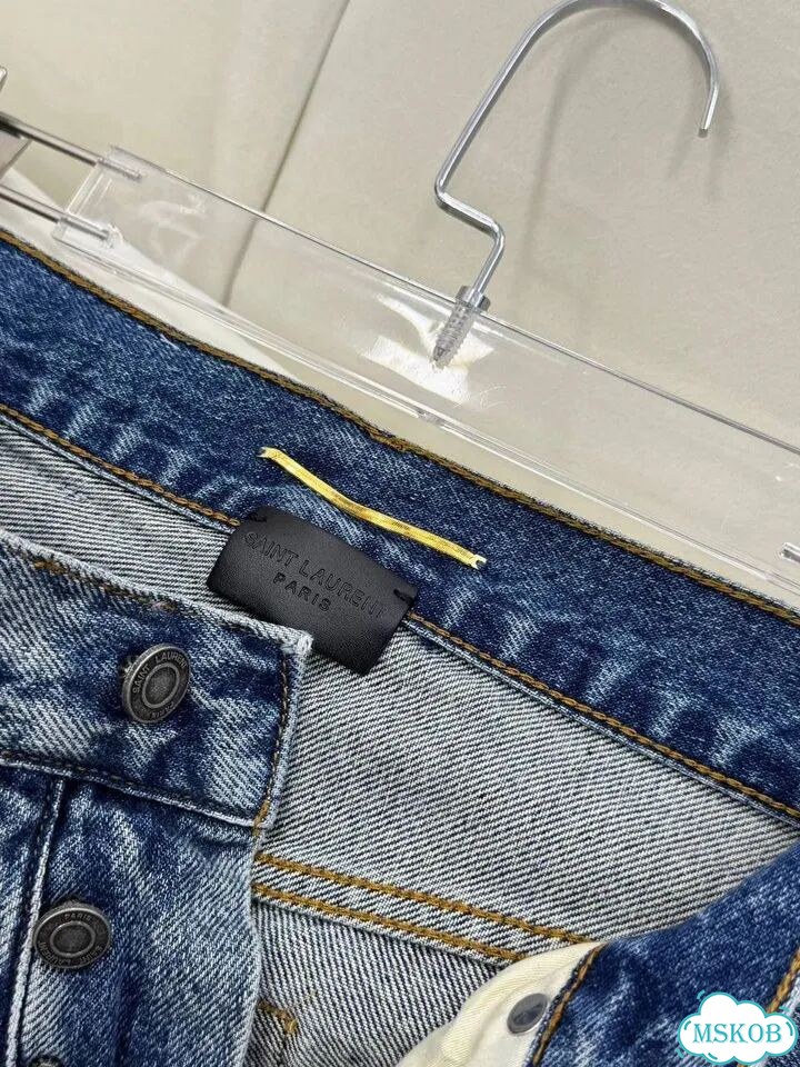 Джинсы Saint Laurent женские фото 5