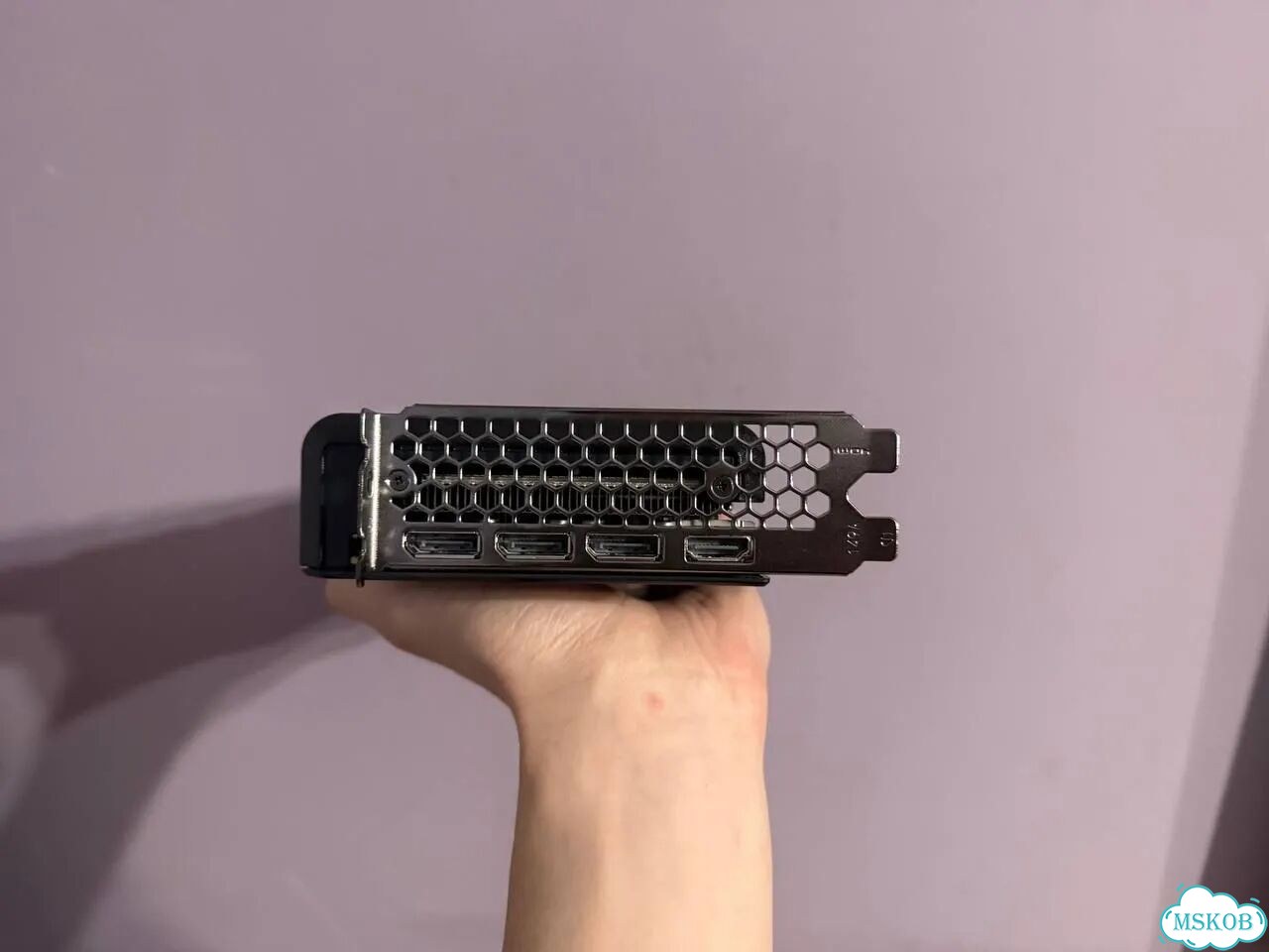 RTX 5060 8GB фото 4