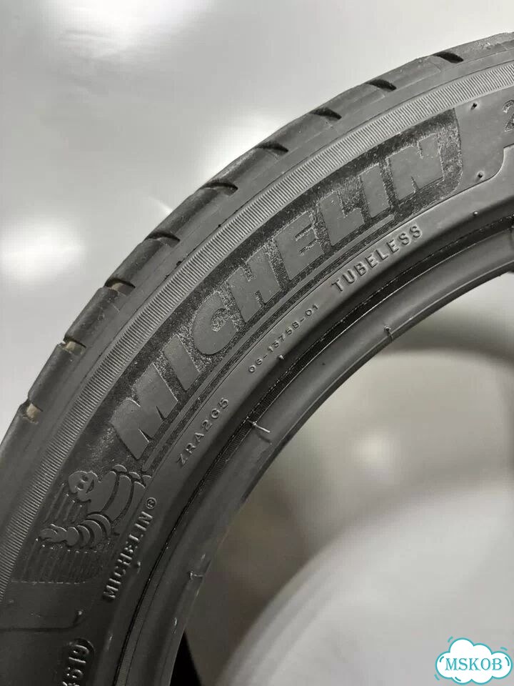 Michelin Pilot Sport 4 235/45 R18 98Y фото 4