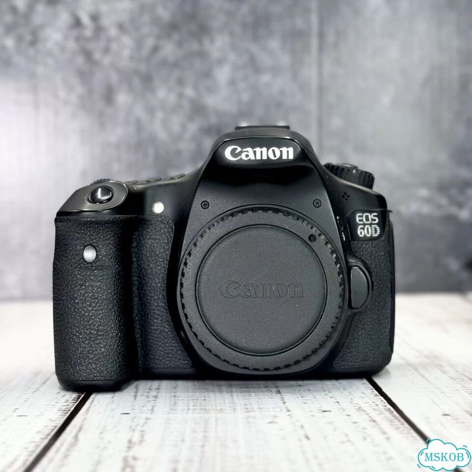 Canon EOS 60D фото 1