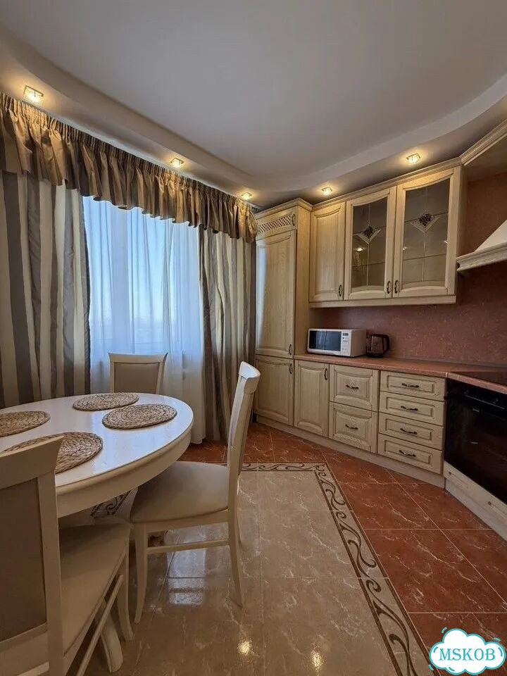 2-к. квартира, 62 м², 18/22 эт. фото 3