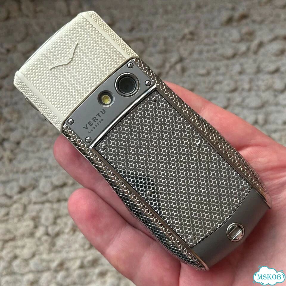 Vertu Ascent Ti, 4 ГБ, 1 SIM фото 3