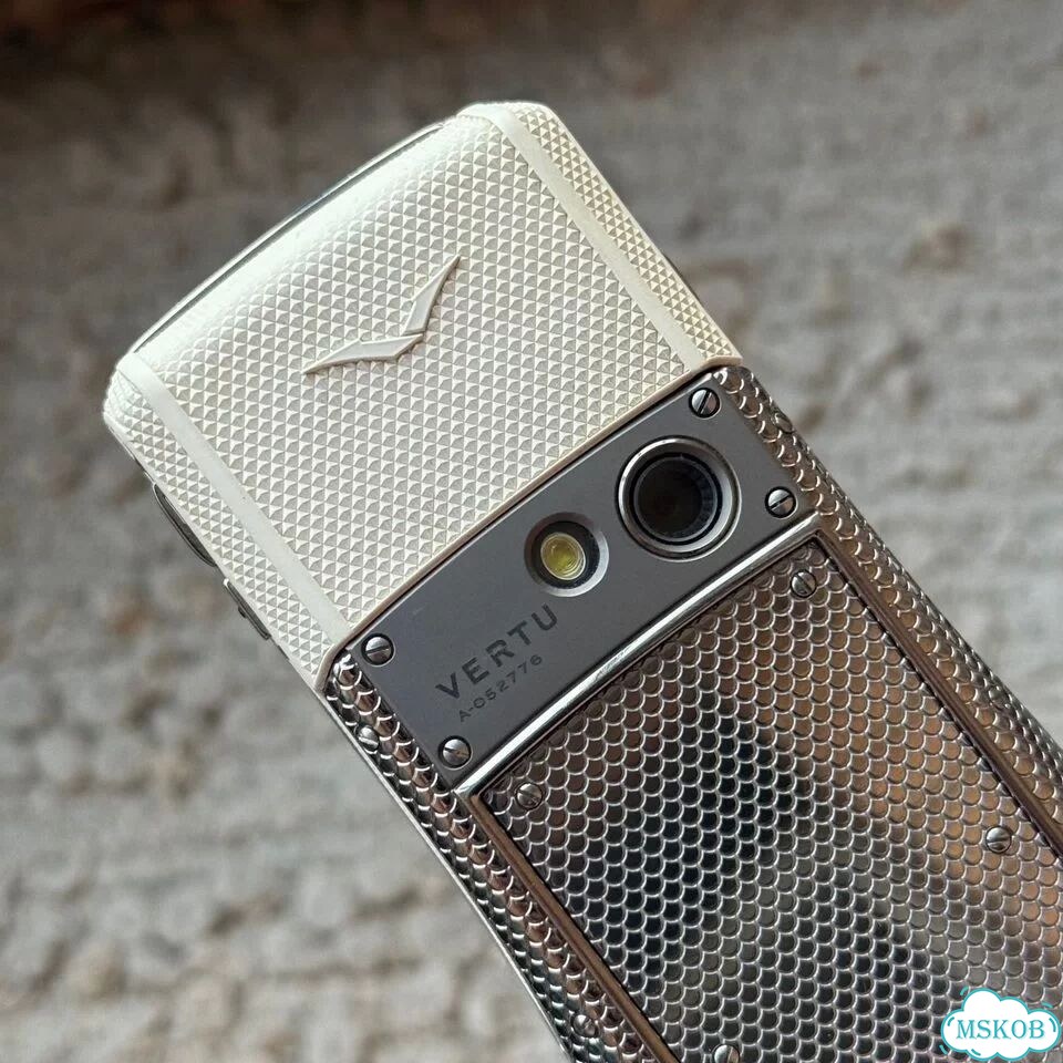 Vertu Ascent Ti, 4 ГБ, 1 SIM фото 5