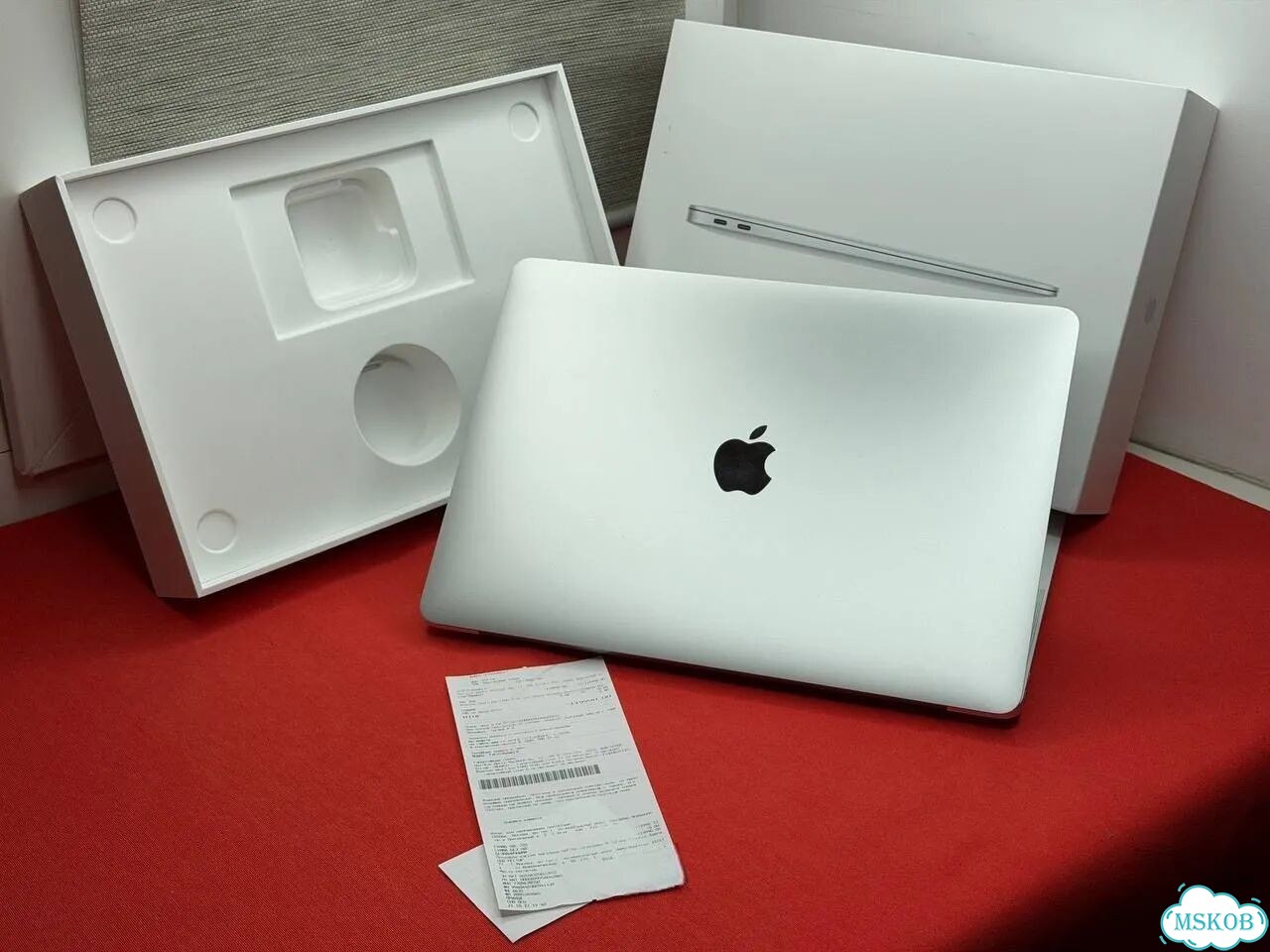 Apple MacBook Air 13 M1 8/512 акб 89% фото 1
