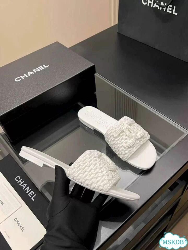 Chanel шлепанцы фото 5