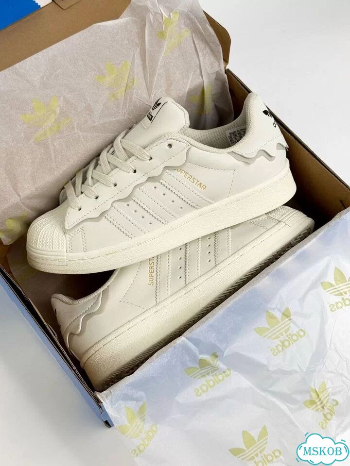 Кроссовки Adidas Superstar бежевые фото 4