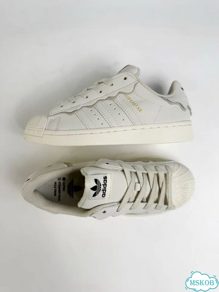 Кроссовки Adidas Superstar бежевые фото 9