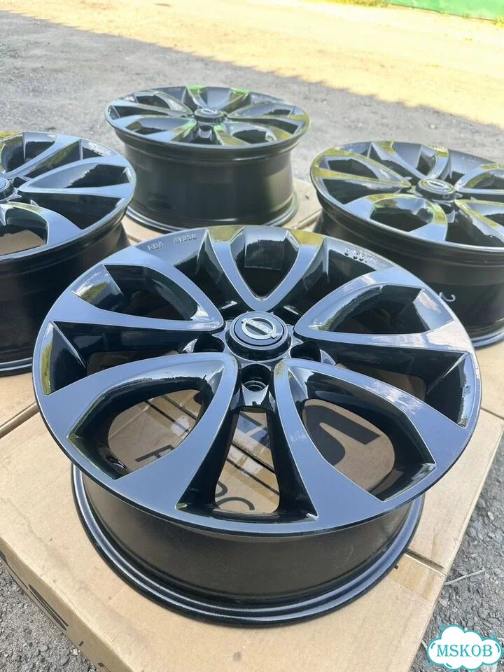 Литые диски Nissan 7×R17 5×114.3 фото 2