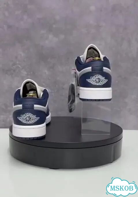Nike AIR jordan кроссовки мужские фото 1
