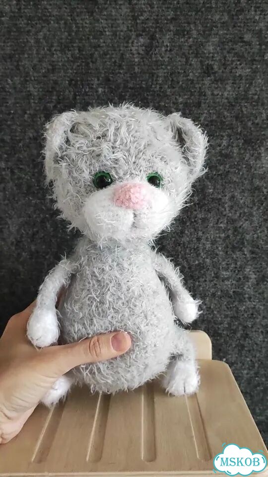 Вязаная игрушка Кот, 20см фото 1