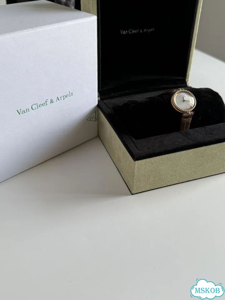Часы van cleef фото 2