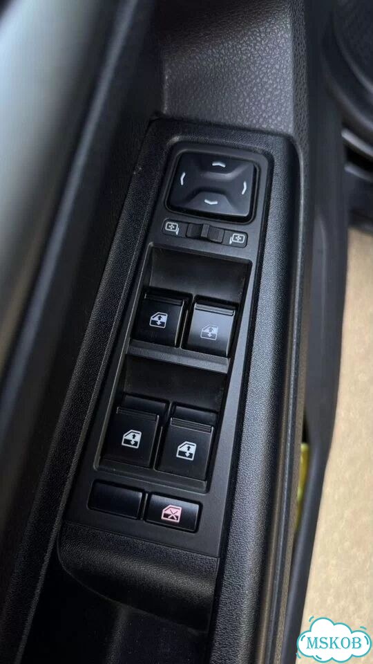 ВАЗ (LADA) Vesta 1.8 MT, 2019, битый, 130 000 км фото 12