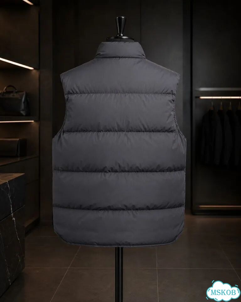 Prada жилет мужской фото 7