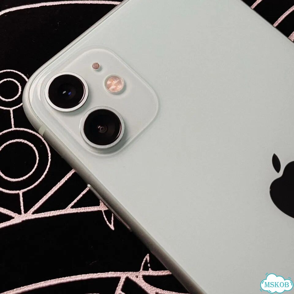 iPhone 11, 128 ГБ, SIM + eSIM фото 2