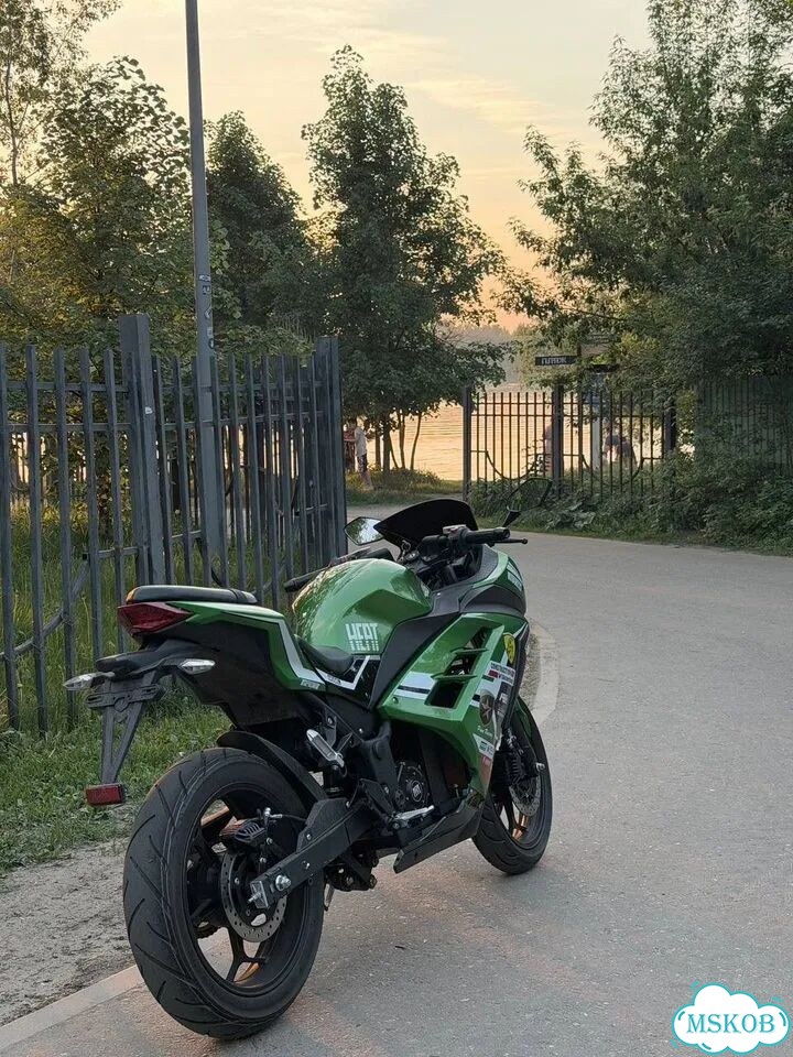 Электро мотоцикл yamaha r3 фото 1
