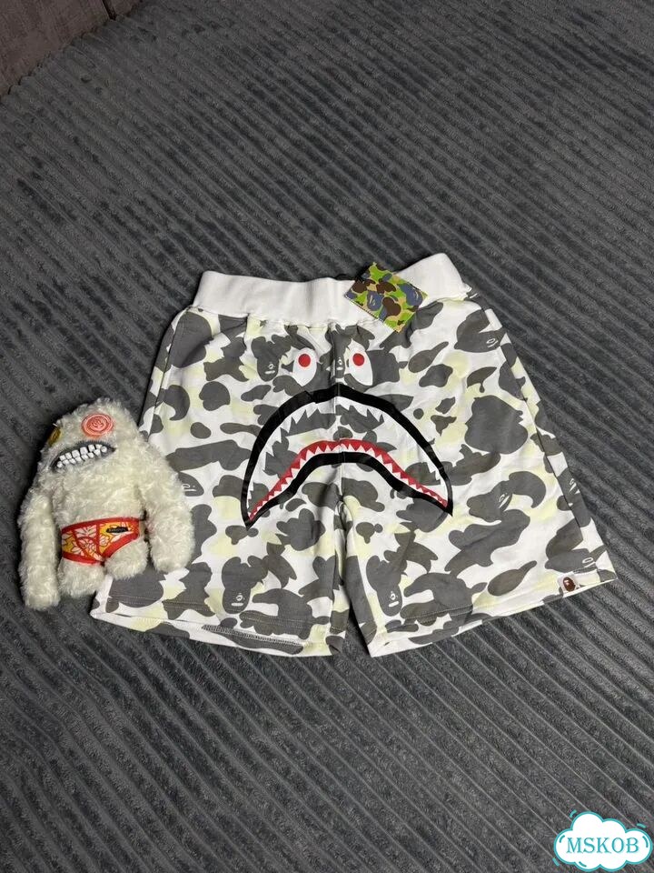 Шорты Bape shark камуфляж фото 1